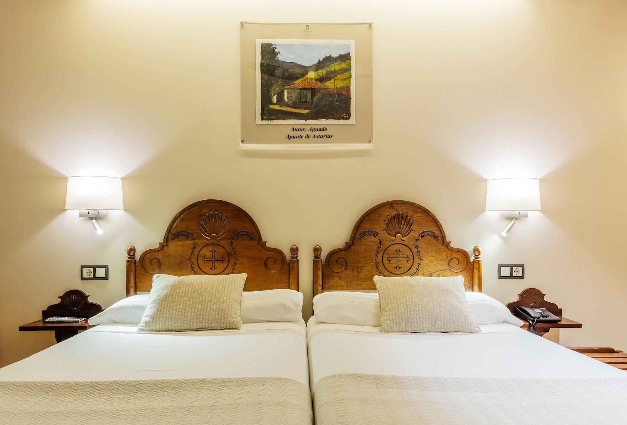 Hotel Don Paco Llanes